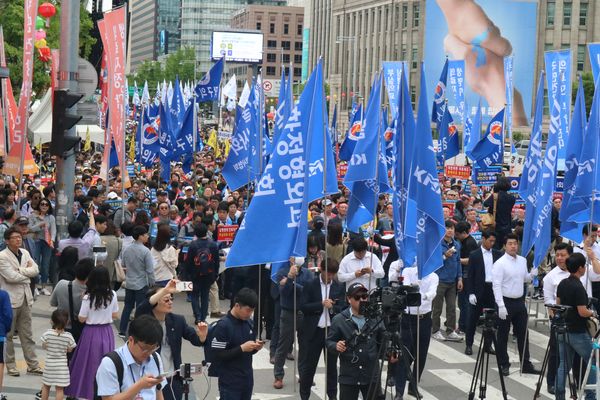 대한의사협회는 4월 20일 오후 1시부터 서울 대한문 앞에서 문재인 케어 저지를 위한 제2차 전국의사 총궐기대회를 개최했다.