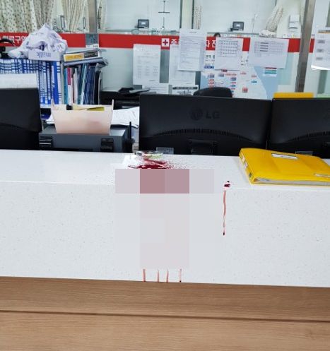 주취환자에 의한 의료인 폭행이 벌어진 구미차병원 응급실 현장 모습. 사진 제공: 대한의사협회