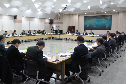 한국제약바이오협회는 지난 18일 2020년도 제1차 이사회를 열어 주요 사업계획과 올해 예산안을 의결했다.