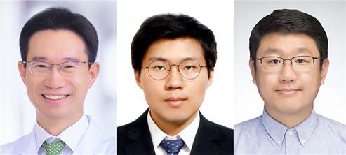 사진 왼쪽부터 서울대병원 순환기내과 김형관 교수, 박찬순 전임의, 숭실대 한경도 교수