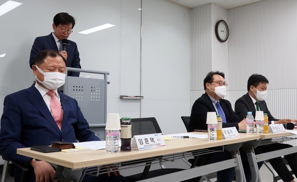 한국의료기기산업협회는 지난 12일 기자간담회를 통해 ‘의료기기 공급위기 대응을 위한 긴급성명서’를 발표했다.