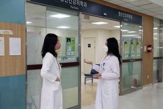 인천의료원 정신건강의학과 외래진료실 모습.