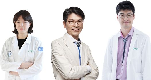 사진 왼쪽부터 가톨릭대학교 서울성모병원 신장내과 김예니, 혈액내과 민창기 ·박성수 교수