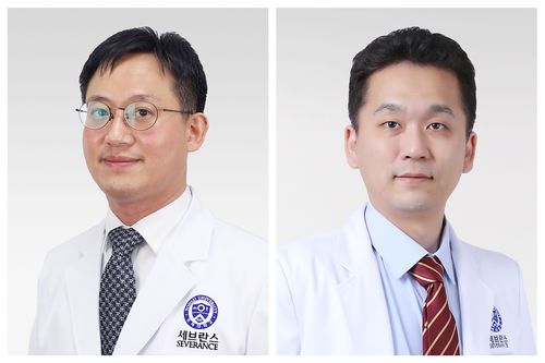 사진 왼쪽부터 유준상, 김진권 교수.