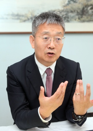 옌펑 두(Dr. Yanfeng Du) UIH CT 사업부 총괄사장